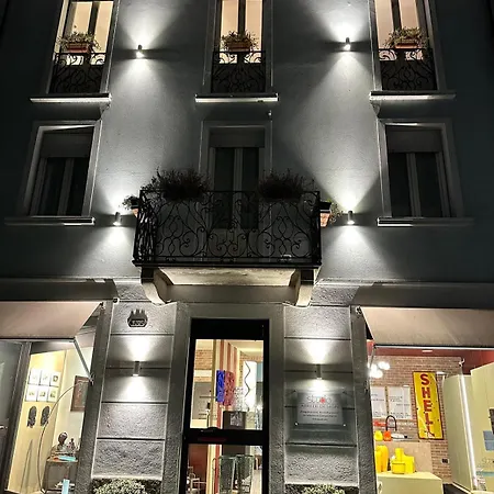La Casa Di B&n Apartament *
